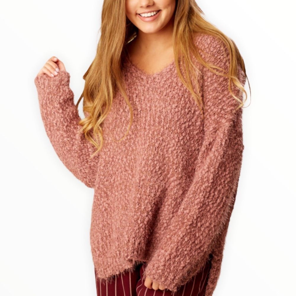 Altar’d State Mauve Eyelash Fuzzy Sweater Long Sleeve Soft V-Neck size S/M